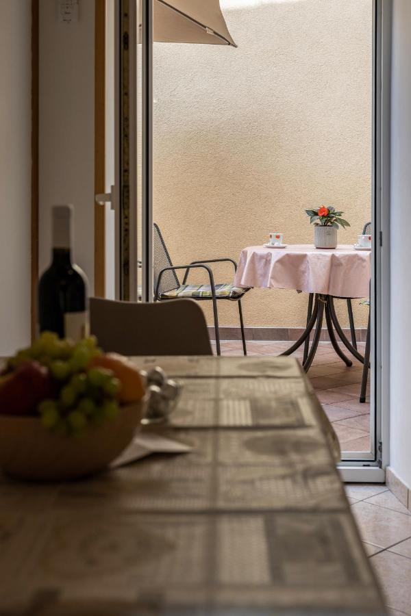 Apartmani Matic Moscenicka Draga Exterior photo